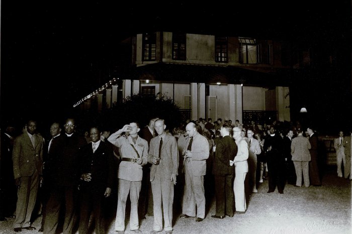 Historische foto van een avond bij Governor's House in Freetown, 1947