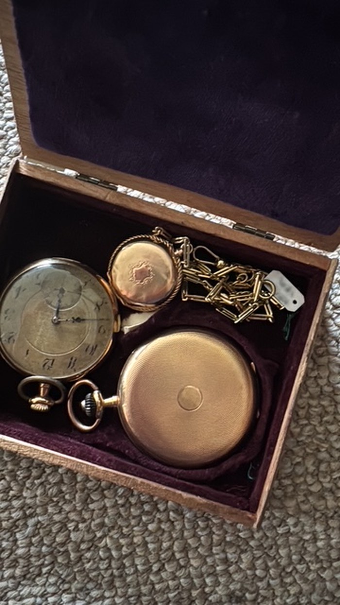 Gouden zakhorloges en horlogekettingen uit dezelfde nalatenschap